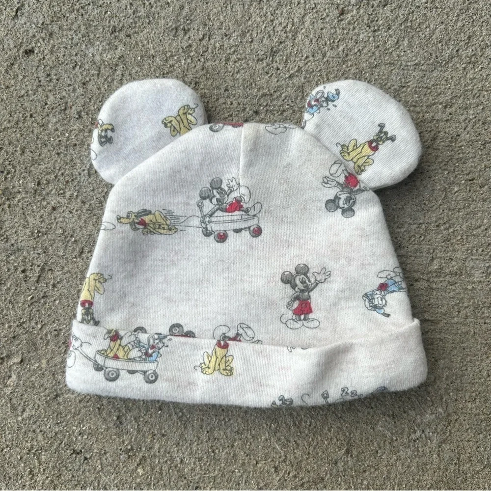 Disney Baby Mickey Mouse Ear Hat Newborn Gray Pluto Donald Knit Cap